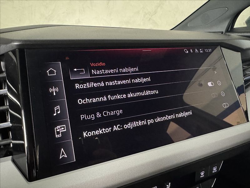 Audi Q4 e-tron 35 125kW Sport LED Matrix - fotka 31 z 47
