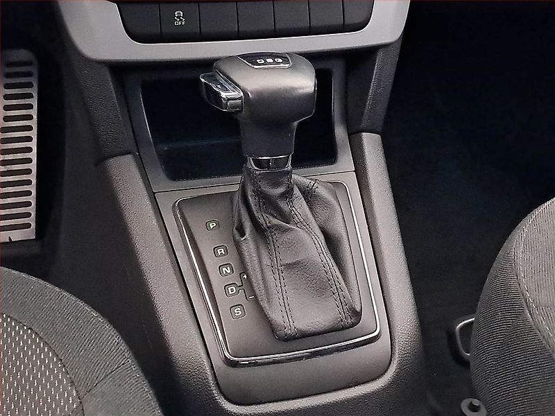 Škoda Yeti (2012) 1.2 TSI, Automat, Serv.kniha - fotka 13 z 17