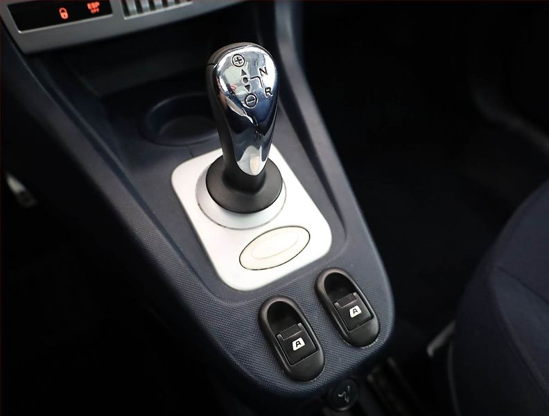Peugeot 1007 (2005) 1.6 16V, Automat, nová STK - fotka 10 z 14