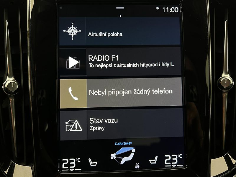 Volvo V60 CC D4 AWD AUT CZ 1. maj. - fotka 27 z 43