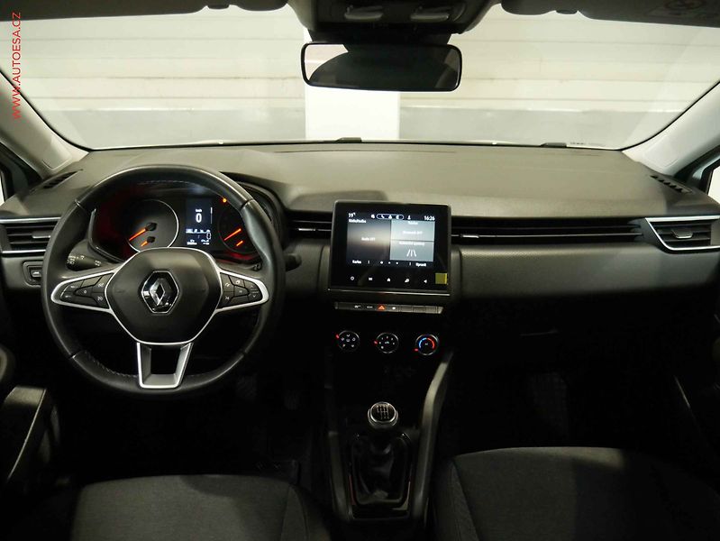 Renault Clio (2022) 1.0 TCe, 1.maj,ČR, LED, AC - fotka 8 z 16