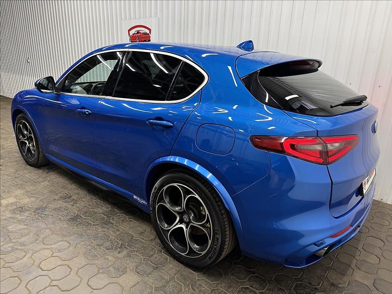 Alfa Romeo Stelvio 206kW Q4 VELOCE 2XALU - fotka 6 z 43