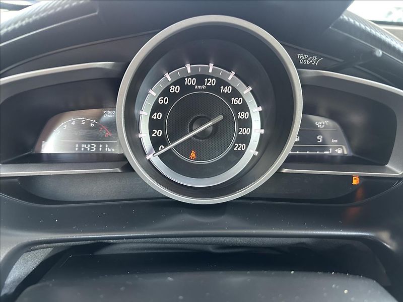 Mazda 2 1,5 - fotka 14 z 25