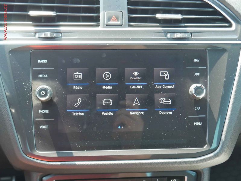 Volkswagen Tiguan (2019) 2.0TDi, 1.maj,ČR, R-Line - fotka 11 z 15