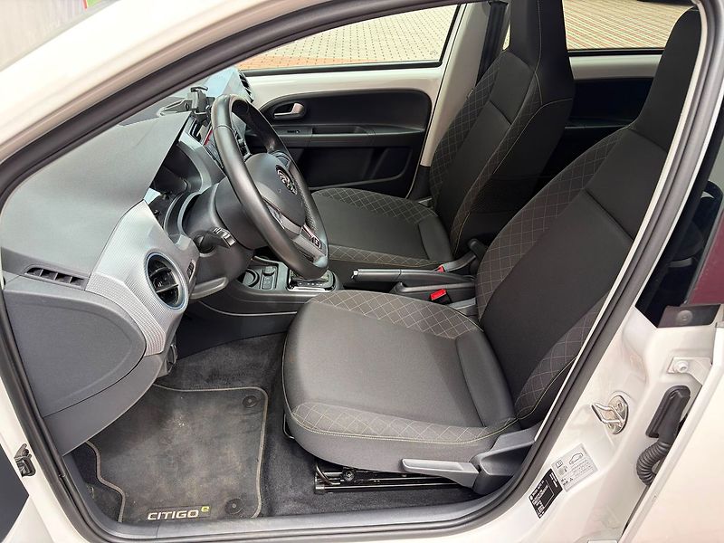 Škoda Citigo E iV Style, ČR, 1.Maj - fotka 13 z 22