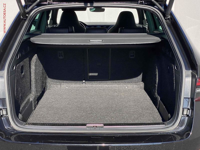 Škoda Superb (2021) 2.0TDi 4x4, DSG, LED, ACC - fotka 7 z 21