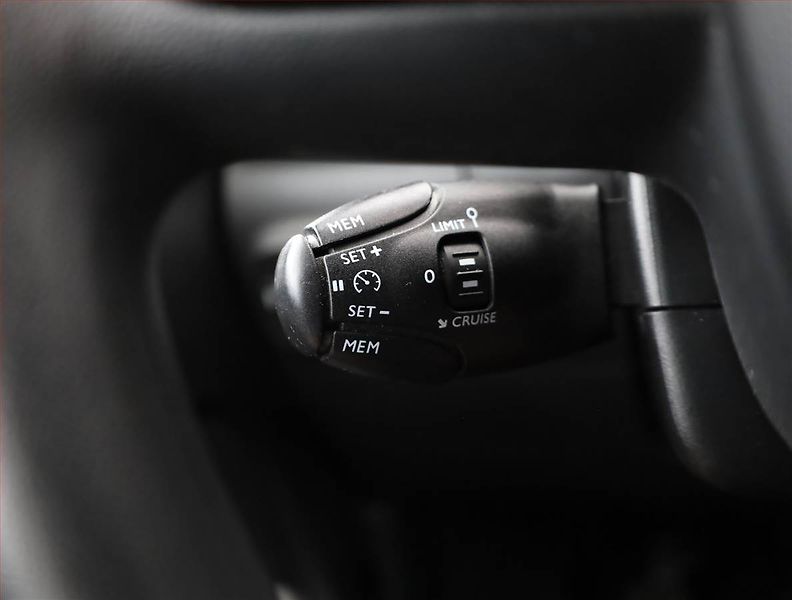 Citroën C3 (2023) 1.2 PureTech, ČR,1.maj - fotka 13 z 16