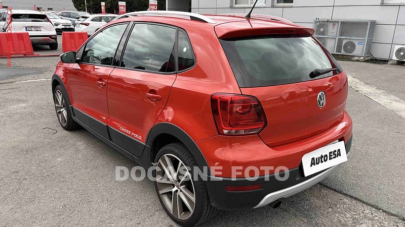 Volkswagen Polo (2011) 1.2TSi Cross - fotka 2 z 3