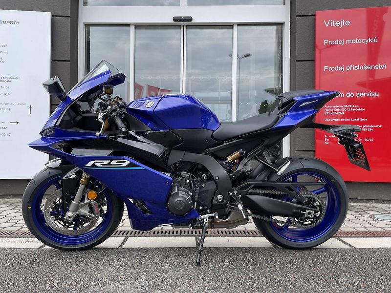 Yamaha (2026) YZF-R9 EU5+ - fotka 6 z 13