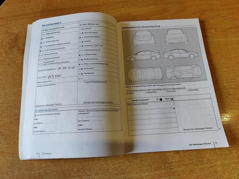 Volkswagen Sharan 2,0 TDI DSG Comfortline/servis - fotka 29 z 30