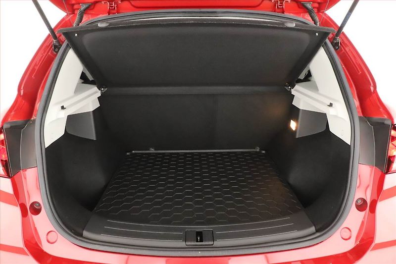 MG ZS (2022) Exclusive 1.0 Turbo, Automat - fotka 11 z 21