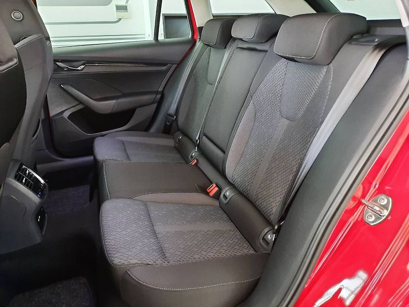 Škoda Octavia (2022) Combi 2.0 TDI (110kW/150k) DSG - fotka 9 z 28