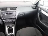 Škoda Octavia (2013) 1.6 TDI, Serv.kniha, Tempomat - náhled 8
