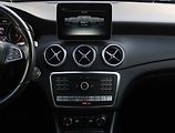 Mercedes-Benz GLA (2017) 220 d 4MATIC, 4X4 - náhled 12