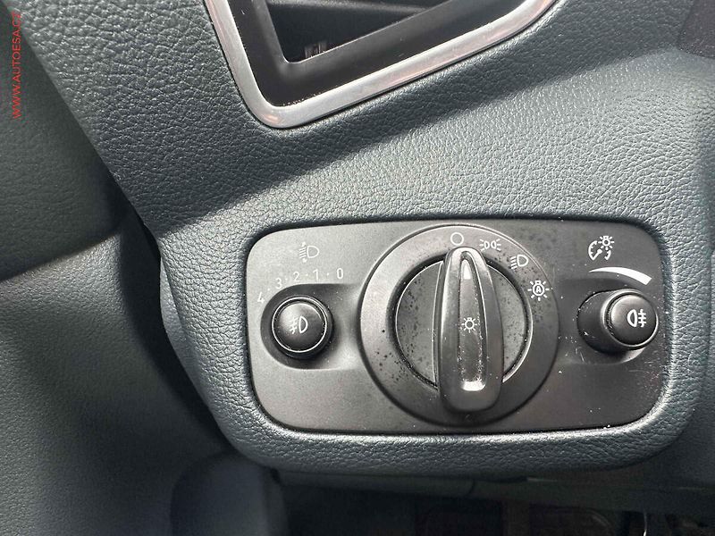 Ford Grand C-MAX (2013) 1.6TDCi, Navi, AC - fotka 17 z 17