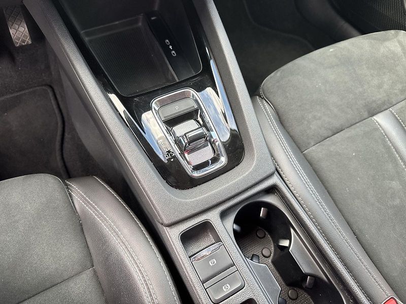 Škoda Octavia (2022) Combi 1.5 TSI M-HEV DSG Style - fotka 26 z 36
