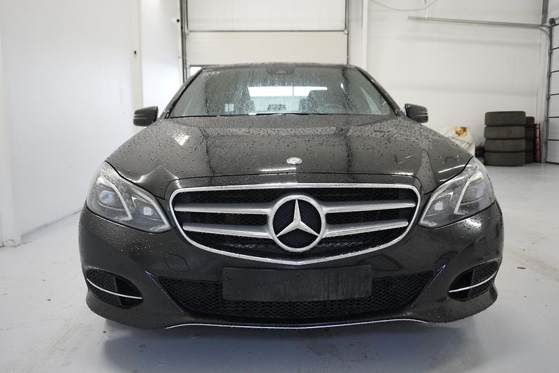Mercedes-Benz Třídy E (2015)  3,0 V6 BLUETEC AUTOMAT - fotka 2 z 23