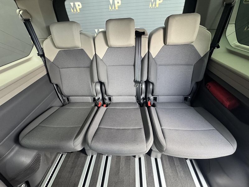 Volkswagen Multivan (2022) T7 2.0TDi Style+, 1.MAJ, DPH   - fotka 19 z 48