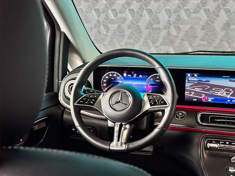 Mercedes-Benz Třídy V (2024) 300 d 4MATIC - fotka 14 z 18
