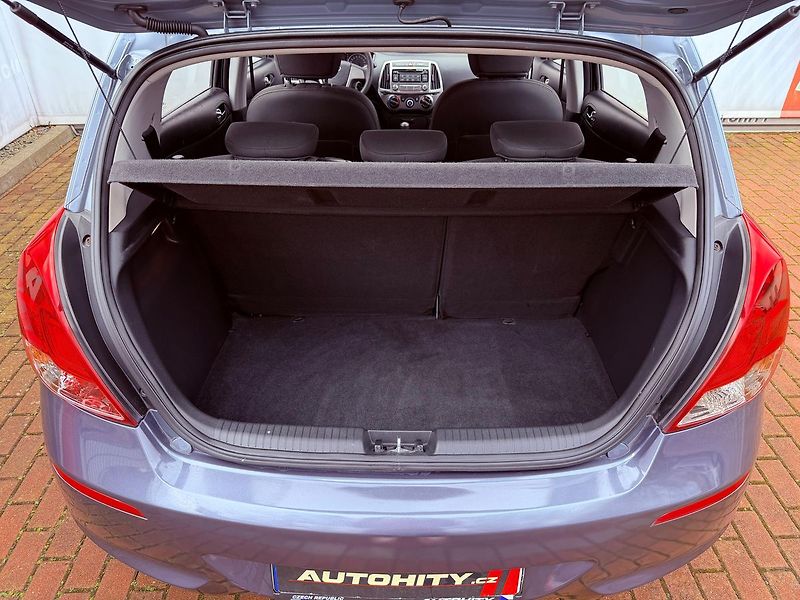 Hyundai i20 1.2, ČR, 46 tkm - fotka 9 z 19