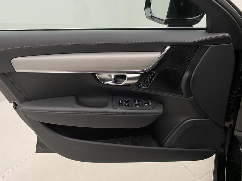 Volvo V90 T6 AWD RECHARGE BRIGHT PLUS  - fotka 7 z 64