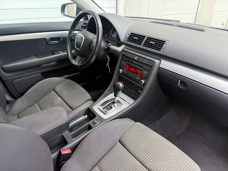 Audi A4 (2007) 2.0T, 147kw Nová STK Automat - fotka 10 z 18