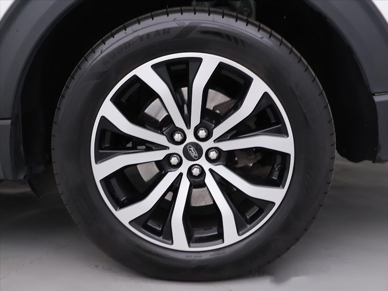 Ford Explorer 3,0 V6 267kW EcoBoost 4x4 CZ D - fotka 37 z 44