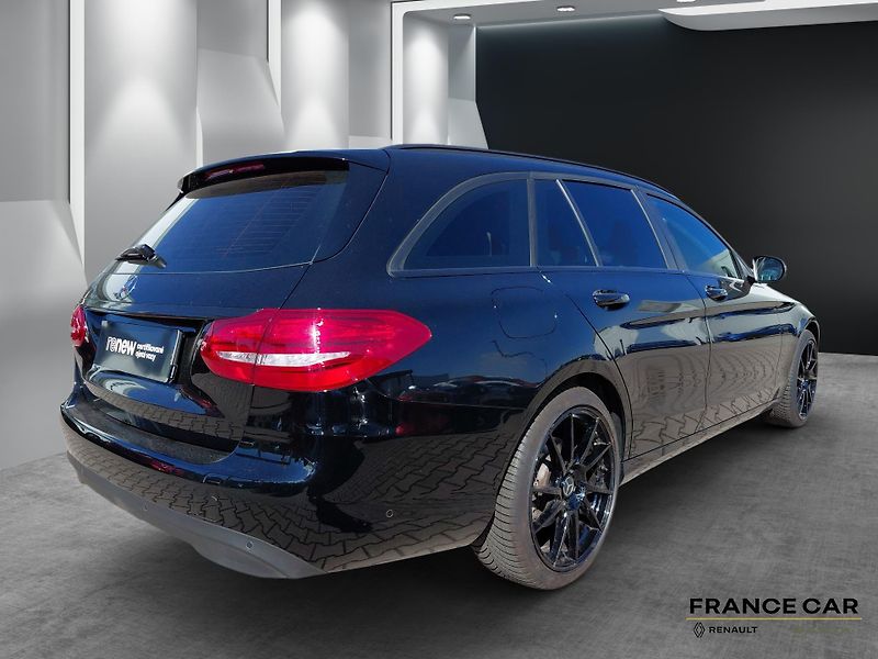 Mercedes-Benz Třídy C (2016) 220 D 125 kW Black Edition - fotka 5 z 23