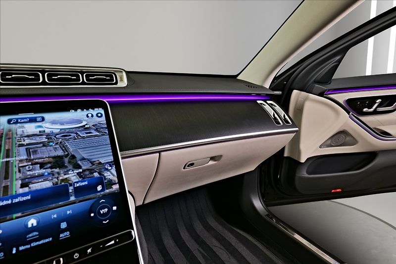 Mercedes-Benz Třídy S 450d 4M L AMG/HUD/DIGITAL - fotka 18 z 25