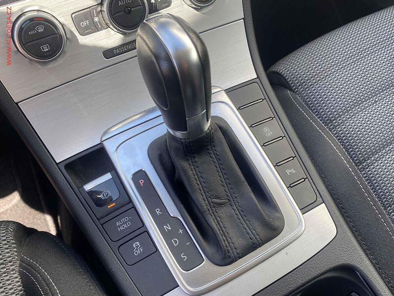 Volkswagen CC (2014) 1.4 TSi, Sport, DSG, bixen, - fotka 16 z 19