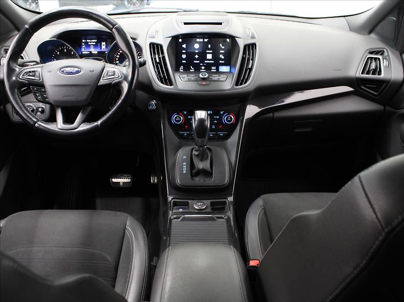 Ford Kuga 2,0 EBlue 132kW AT AWD ST-Line - fotka 8 z 26