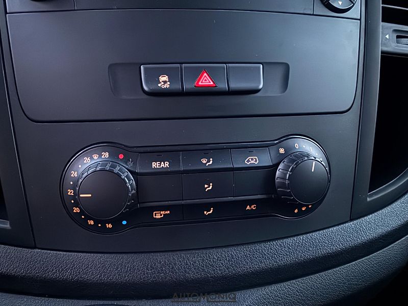 Mercedes-Benz Vito (2018) Tourer 116 CDI LED, Tempomat  - fotka 21 z 23
