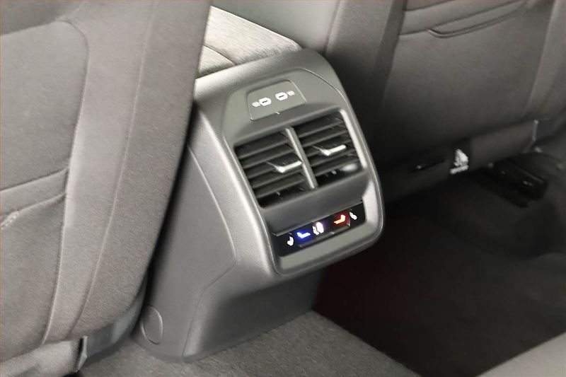 Škoda Superb (2025) 2.0 TDI, Selection, Navigace - fotka 18 z 19