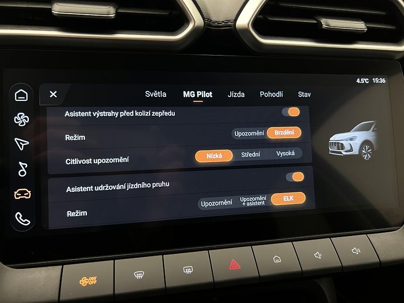 MG ZS 1.5 ICE ELEGANCE CZ 1.maj. - fotka 32 z 38