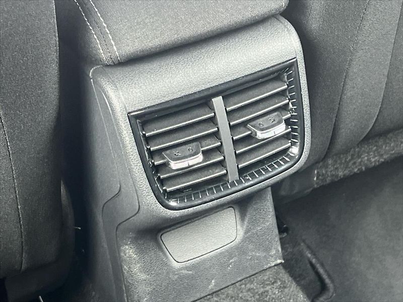 Škoda Fabia 1,0 MPi 59kW SELECTION  IV. - fotka 21 z 23