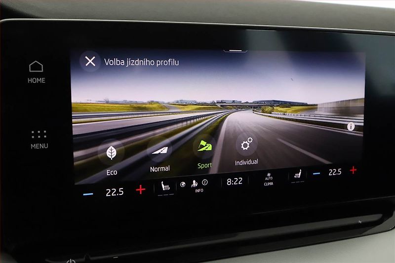 Škoda Octavia (2023) Style 2.0 TDI, ČR,1.maj - fotka 10 z 14