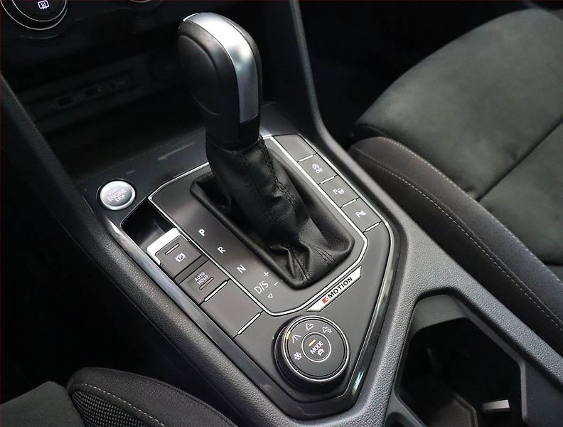 Volkswagen Tiguan (2020) Elegance 2.0 TSI - fotka 23 z 29