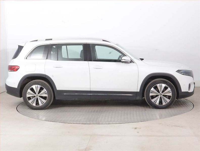 Mercedes-Benz EQB (2023) 250, SoH 97% - fotka 6 z 22