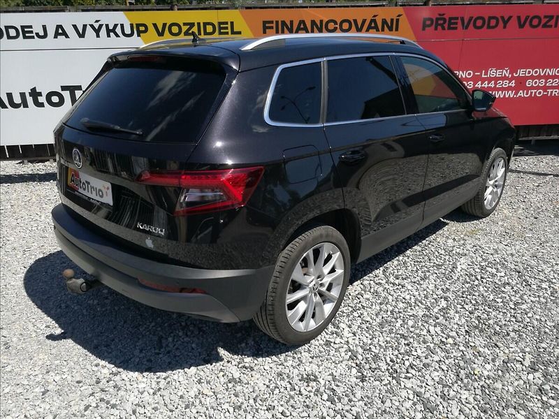 Škoda Karoq 1,5 TSI DSG - fotka 3 z 24