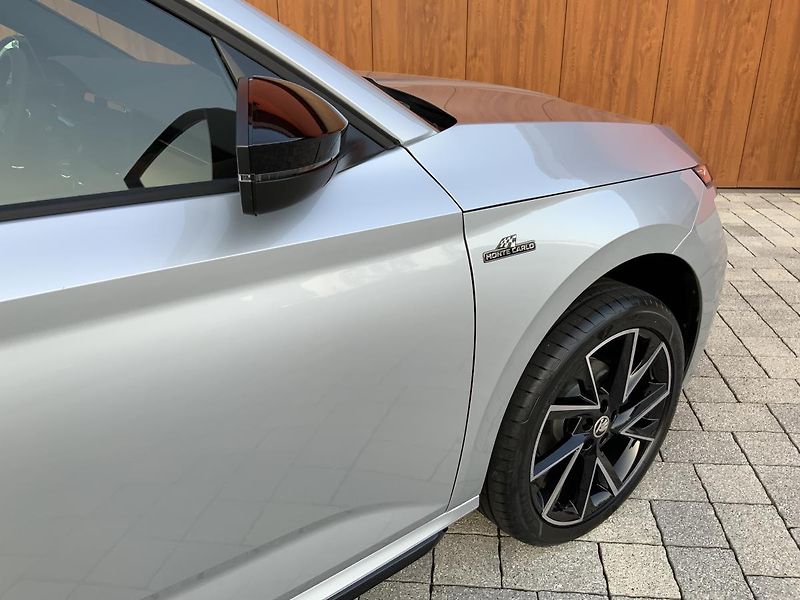 Škoda Kamiq MONTECARLO 1,5Tsi 7ST DSG/Auto - fotka 31 z 33