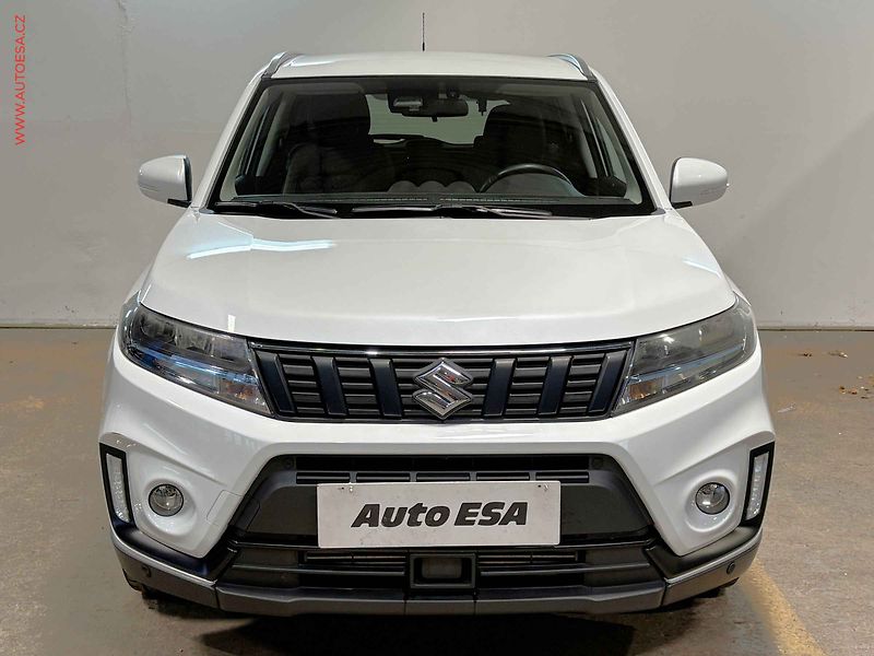 Suzuki Vitara (2020) 1.4 BoosterJet 4x4 Mild - fotka 2 z 16