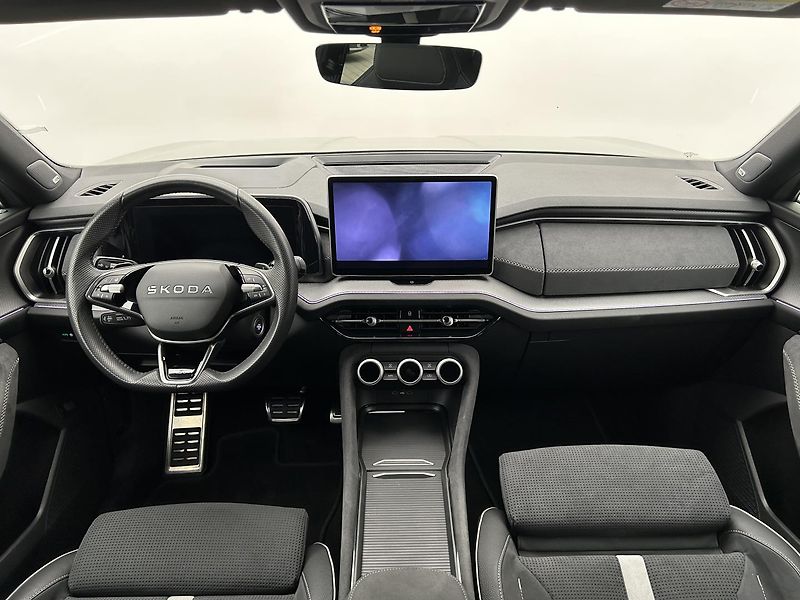 Škoda Kodiaq 2.0 TDI 4x4 SportLine - fotka 5 z 28