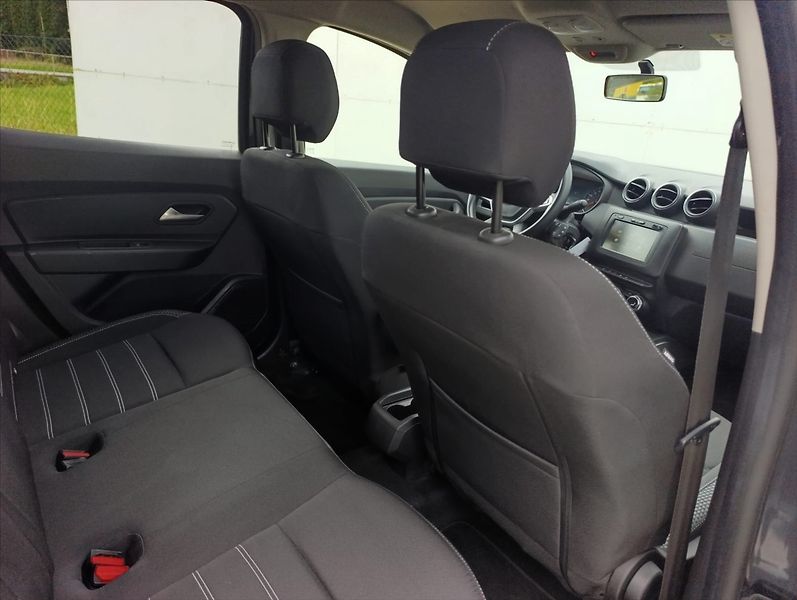 Dacia Duster 1,6 SCe Aut.klima, Kamera,Navi - fotka 23 z 36