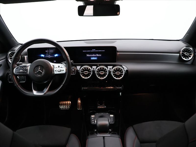 Mercedes-Benz Třídy A 1,5 180d 85kW Aut. CZ Navi - fotka 24 z 32