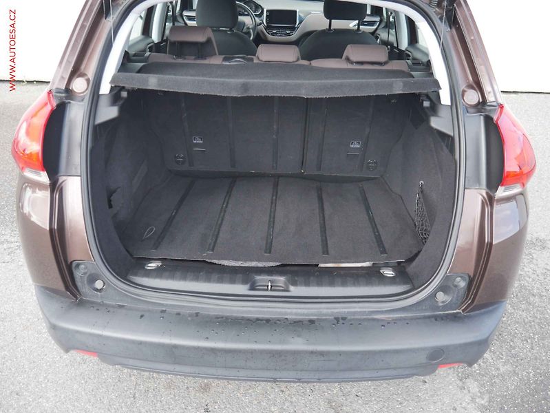 Peugeot 2008 (2014) 1.6i LPG, ČR - fotka 7 z 15