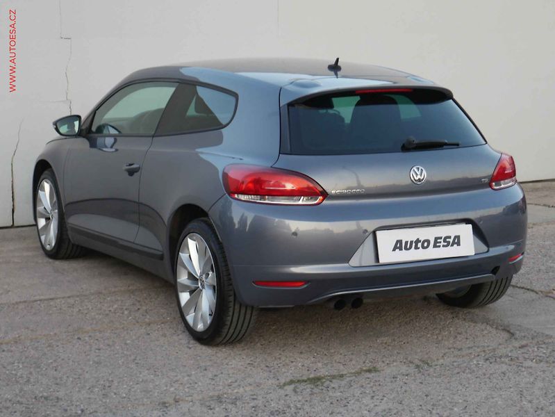 Volkswagen Scirocco (2010) 1.4TSi, servis.kniha - fotka 4 z 15