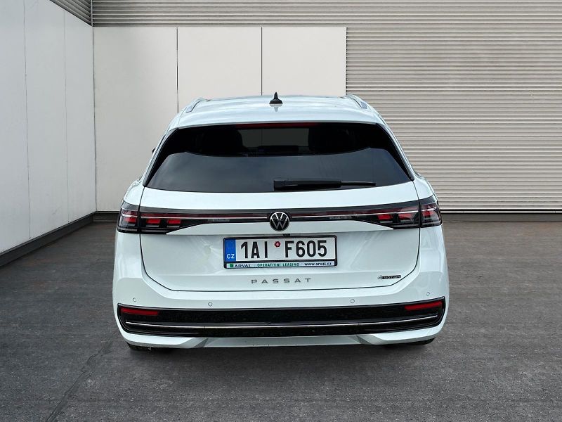 Volkswagen Passat Variant (2025) ELEGANCE 2.0TDI 142kW DSG CZ  - fotka 5 z 11