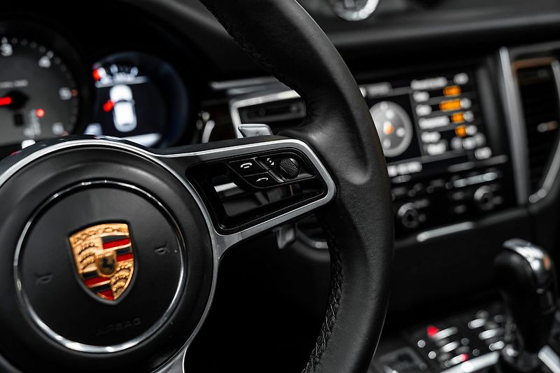 Porsche Macan S - fotka 8 z 22