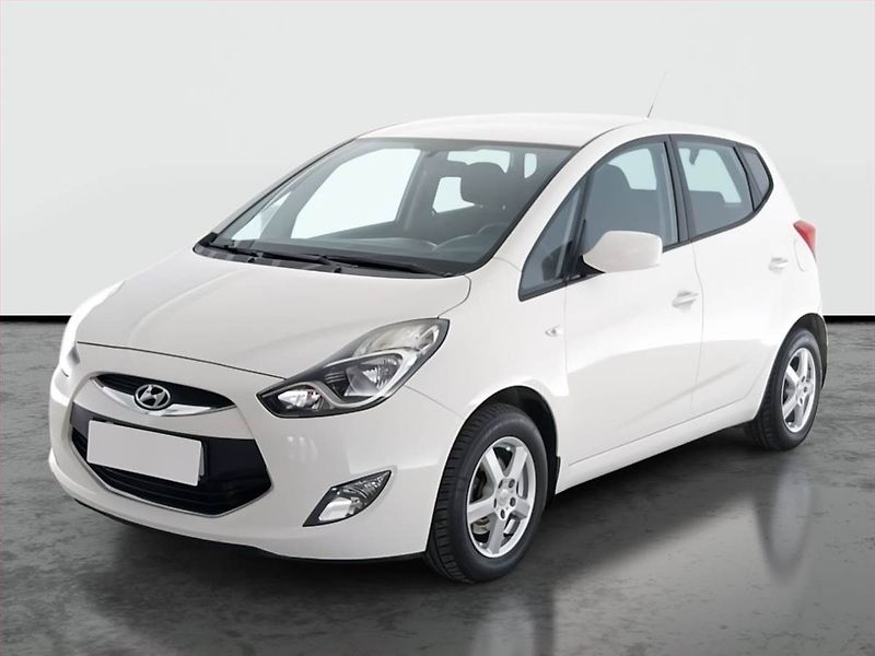 Hyundai ix20 (2011) 1.4 CRDi, Vyhř. sedaček - fotka 2 z 16