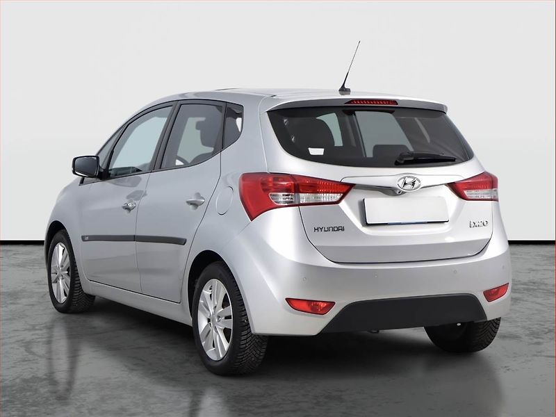Hyundai ix20 (2013) 1.6 CVVT, Automat, Serv.kniha - fotka 4 z 20